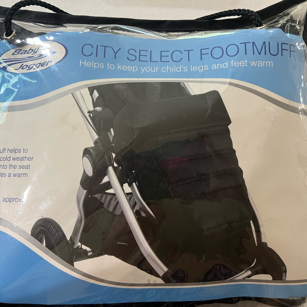 Baby jogger city select foot muff for strollers. EUC